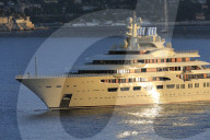 FEATURE - Die grösste Yacht der Welt an der Cote d'Azur