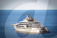 FEATURE - Die grösste Yacht der Welt an der Cote d'Azur