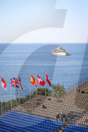 FEATURE - Die grösste Yacht der Welt an der Cote d'Azur