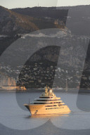 FEATURE - Die grösste Yacht der Welt an der Cote d'Azur