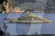 FEATURE - Die grösste Yacht der Welt an der Cote d'Azur