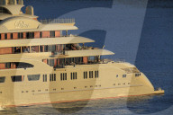 FEATURE - Die grösste Yacht der Welt an der Cote d'Azur