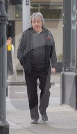 PEOPLE - Ex Rolling Stone Bill Wyman auf dem Weg ins Ivy