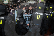 NEWS - Proteste gegen den Bundesparteitag der AfD in Köln