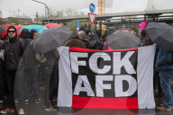NEWS - Proteste gegen den Bundesparteitag der AfD in Köln