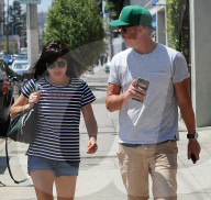 PEOPLE - Selma Blair und Ron Carlson in Hollywood unterwegs