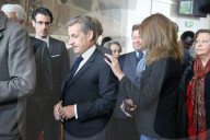 NEWS - Wahlen in Frankreich: Sarkozy und Bruni bei der Stimmabgabe in Paris
