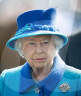 PEOPLE - Queen Elizabeth besucht Pferderennen in Newbury