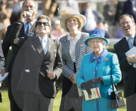 PEOPLE - Queen Elizabeth besucht Pferderennen in Newbury