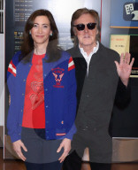 PEOPLE - Paul McCartney und Nancy Shevell landen in Tokio