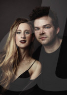 PORTRAIT - Samantha Gongol und Jeremy Lloyd