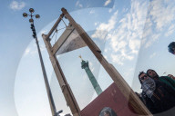 NEWS - Wahlen in Frankreich: Mehrere Verletzte nach Ausschreitungen in Paris
