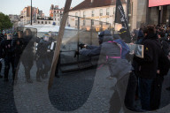 NEWS - Wahlen in Frankreich: Ausschreitungen in Paris als Reaktion auf die Wahlergebnisse