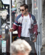 PEOPLE - Ryan Gosling in Los Feliz unterwegs