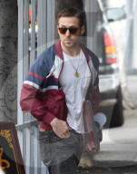PEOPLE - Ryan Gosling in Los Feliz unterwegs