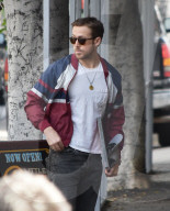 PEOPLE - Ryan Gosling in Los Feliz unterwegs
