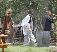 EXKLUSIV - Khloe Kardashian und Kris Jenner besuchen Weingut in Malibu