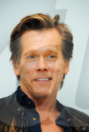 PORTRAIT - Kevin Bacon