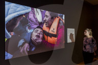 NEWS - "A Lens on Syria" - Eindrückliche Foto-Ausstellung von Sergey Ponomarev in London