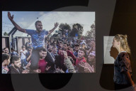 NEWS - "A Lens on Syria" - Eindrückliche Foto-Ausstellung von Sergey Ponomarev in London