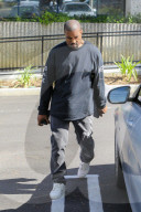 PEOPLE - Ärgert sich hier Kanye West über Kim's Cellulite-Fotos?