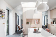 FEATURE - Stephen Davies' Haus steht auf kleinstem Platz in London