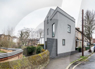 FEATURE - Stephen Davies' Haus steht auf kleinstem Platz in London