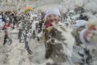 FEATURE - Polen: Kissenschlacht in Krakau