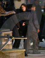 PEOPLE - Melissa Benoist bei Dreharbeiten zu 'Supergirl' n Vancouver
