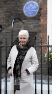 PEOPLE - Dame Judi Dench und Sir Ian McKellen enthüllen eine Plakette am Wohnhaus von Sir John Gielgud in London