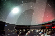 PEOPLE - 'Alien: River of Pain' im Greenwich Observatory Planetarium bei London