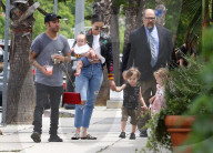 PEOPLE - Pete Wentz mit der Familie in Sherman Oaks unterwegs