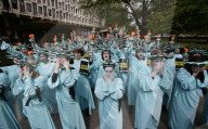 NEWS - London: Amnesty International demonstriert gegen Trumps Ausländerpolitik