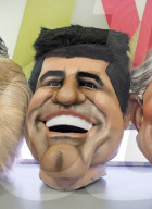 PEOPLE - Bei Loose Women werden Camilla und Trump zünftig auf die Schippe genommen