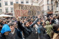 NEWS - Frankreich: Heftige Proteste gegen das Wahlresultat im ganzen Land