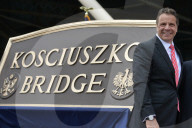 NEWS - New York: Gouverneur Andrew Cuomo eröffnet die neue Kosciuszko Brücke