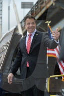 NEWS - New York: Gouverneur Andrew Cuomo eröffnet die neue Kosciuszko Brücke
