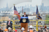 NEWS - New York: Gouverneur Andrew Cuomo eröffnet die neue Kosciuszko Brücke