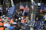 NEWS - New York: Gouverneur Andrew Cuomo eröffnet die neue Kosciuszko Brücke