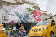 PEOPLE - Metropolitan Museum: Kawakubo Ausstellung