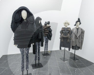 PEOPLE - Metropolitan Museum: Kawakubo Ausstellung