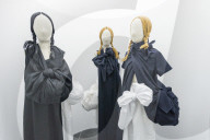 PEOPLE - Metropolitan Museum: Kawakubo Ausstellung