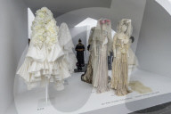 PEOPLE - Metropolitan Museum: Kawakubo Ausstellung