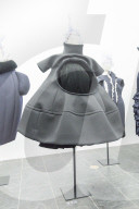 PEOPLE - Metropolitan Museum: Kawakubo Ausstellung
