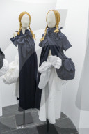 PEOPLE - Metropolitan Museum: Kawakubo Ausstellung