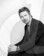 STUDIO - Karl Geary