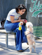 PEOPLE - Vanessa Hudgens hoch zu Ross