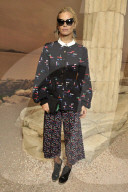 PEOPLE - Viel Prominenz an der Chanel Cruise 2017/2018 Collection in Paris
