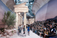 PEOPLE - Viel Prominenz an der Chanel Cruise 2017/2018 Collection in Paris