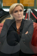 NEWS - Frankreich Wahlen: Marine Le Pen bemüht sich um weitere Stimmen